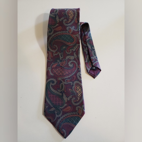 Burberrys Of London Tie 100% Pure Silk paisley - Picture 1 of 4